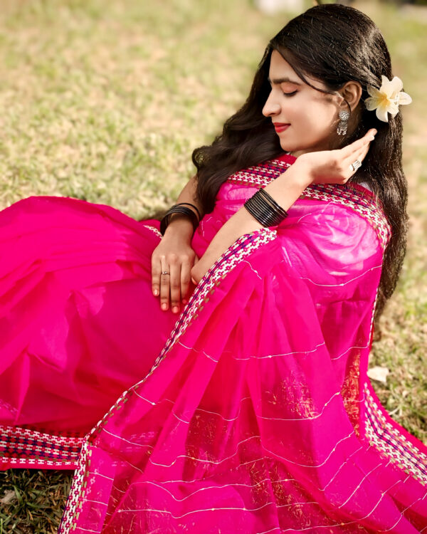 প্রিমিয়াম খেস শাড়ি কম্বো প্যাকেজ - Image 3